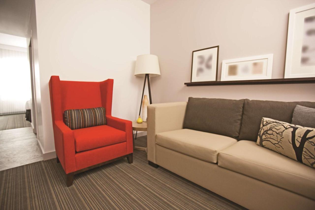 Country & By Radisson, Charlottesville-uva, Va Hotel