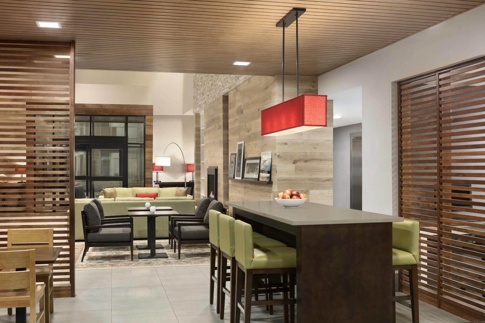 Country & By Radisson, Charlottesville-uva, Va Hotel Charlottesville
